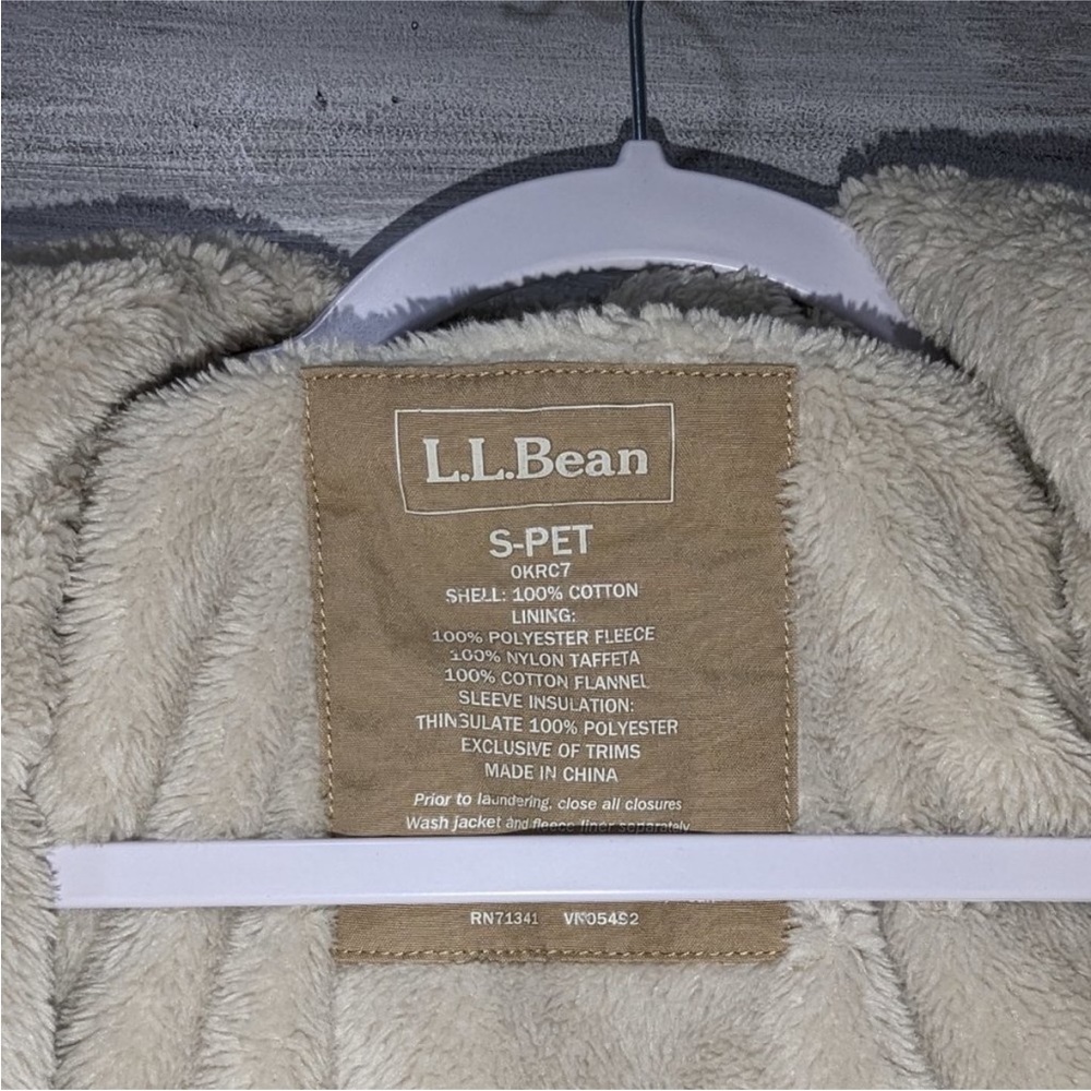 LL Bean Winter Jacket with Removable Fleece Liner Size SP - Picture 6 of 8